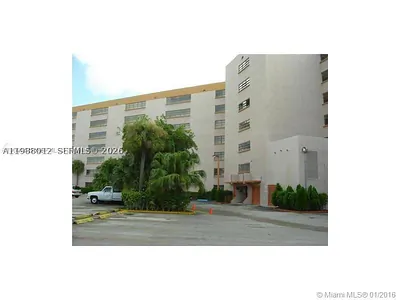 9688 Fontainebleau Blvd 205 #205 Miami FL