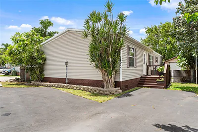 220 NE 12th Ave #165 Homestead FL