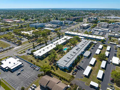 2437 HARBOR BOULEVARD 204 #204 Port Charlotte FL
