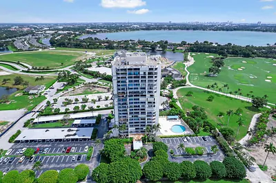 2400 Presidential Way 1206, West Palm Beach, FL 33401 #1206 West Palm Beach FL