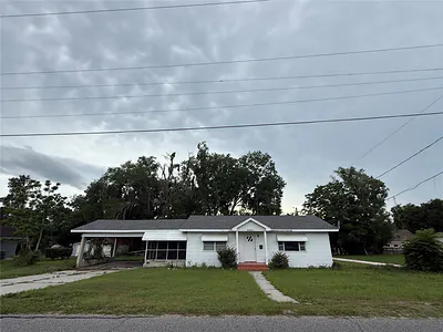 13725 10TH STREET Dade City FL