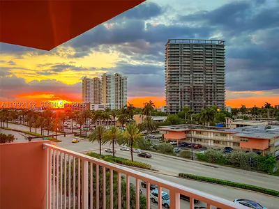 2200 E Hallandale Beach Blvd 605 #605 Hallandale Beach FL
