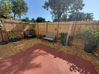 313 SW 1st Court SW L-4, Pompano Beach, FL 33060 #L-4 Pompano Beach FL