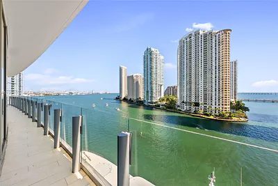300 Biscayne Boulevard Way 901E #901E Miami FL