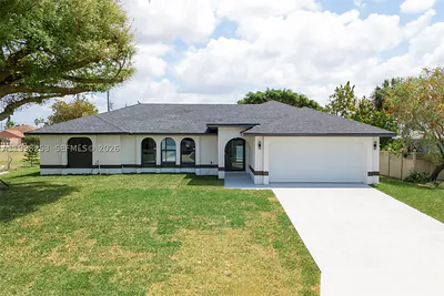 4305 SW 1ST AVE Cape Coral FL