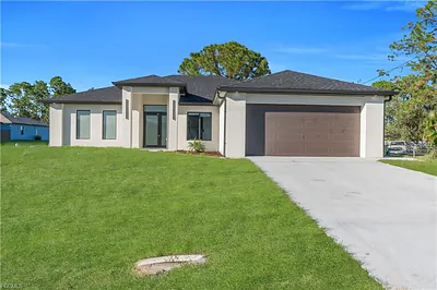2806 VERA AVENUE S Lehigh Acres FL