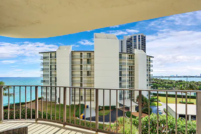 5420 N Ocean Drive 506, Singer Island, FL 33404 #506 Singer Island FL