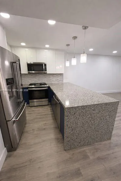 1555 W 44th Pl 247 #247 Hialeah FL