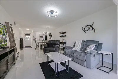 4701 NW 34th St 502 #502 Lauderdale Lakes FL