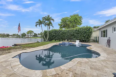 2426 NW 108th Ter Sunrise FL