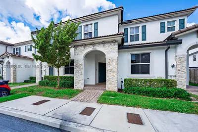 12448 NW 23rd Ct Miami FL