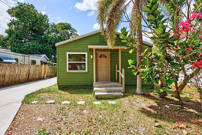 5818 39TH STREET N St Petersburg FL