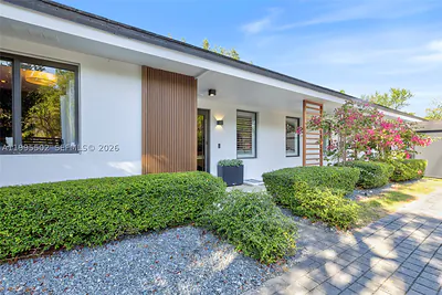 6449 SW 56th St South Miami FL