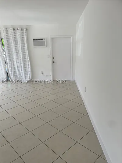11945 NE 19th Dr 1 #1 North Miami FL