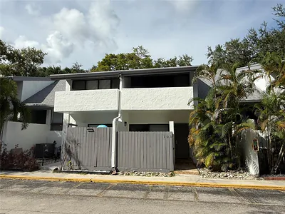 19428 NE 26th Avenue 103b, Miami, FL 33180 #103b Miami FL
