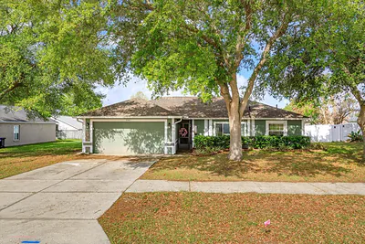 1044 ARBOR HILL CIRCLE Minneola FL