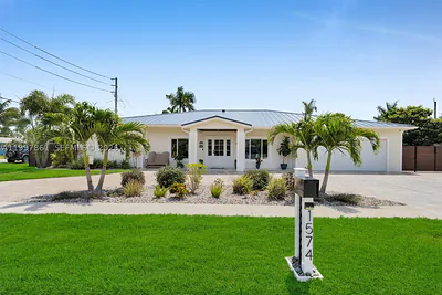 1574 Ricardo Fort Myers FL