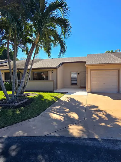 5 Rogart Cir 5 #5 Boynton Beach FL