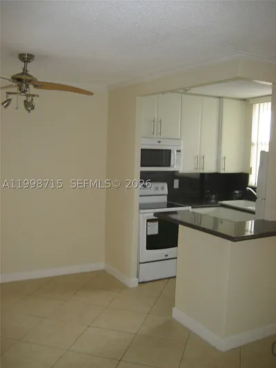 1801 S Treasure Dr 409 #409 North Bay Village FL