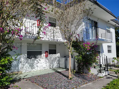 8315 NE Miami Ct 4 #4 Miami FL