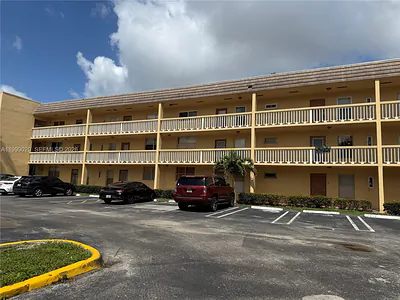 5851 NW 62nd Ave 305 #305 Tamarac FL