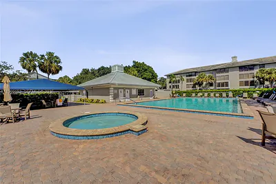 1526 Whitehall Dr 206 #206 Davie FL