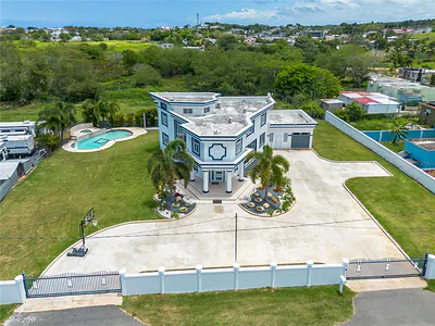 1 CALLE ISAMAR Isabela PR