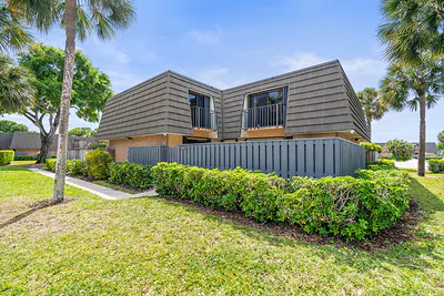 3611 36th Way, West Palm Beach, FL 33407 West Palm Beach FL