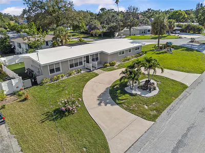 327 SUNNY LANE Belleair FL