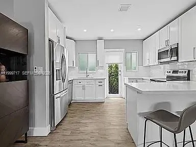 808 NE 17th Way 2 #2 Fort Lauderdale FL