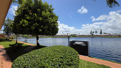 900 SW 10th Terrace 2s, Hallandale Beach, FL 33009 #2s Hallandale Beach FL