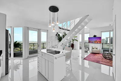 60 SW 13th Street 4013, Miami, FL 33130 #4013 Miami FL