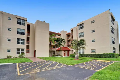 9461 Evergreen Place 306, Davie, FL 33324 #306 Davie FL
