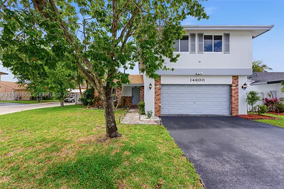 14600 Ashland Pl Davie FL