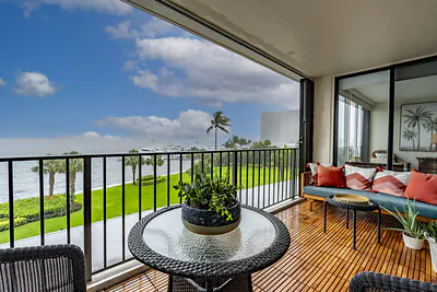 124 Lakeshore Drive 428, North Palm Beach, FL 33408 #428 North Palm Beach FL