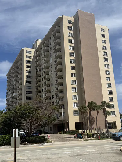 2000 S Ocean Boulevard 3b, Lauderdale-By-The-Sea, FL 33062 #3b Lauderdale By The Sea FL