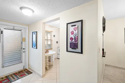 3 Abbey Lane 102, Delray Beach, FL 33446 #102 Delray Beach FL