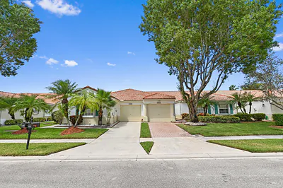 6077 Lake Hibiscus Drive, Delray Beach, FL 33484 Delray Beach FL