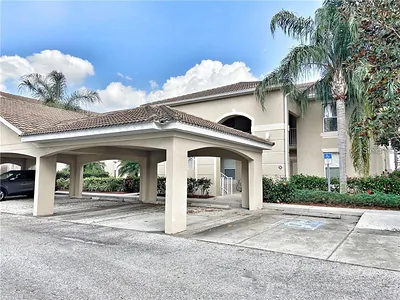 915 FAIRWAYCOVE LANE 208 #208 Bradenton FL