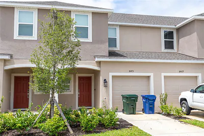 8473 LUNAR SKYE STREET Sarasota FL