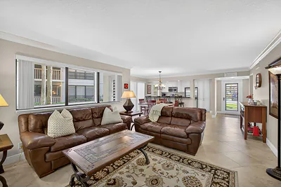 112 Brackenwood Road, Palm Beach Gardens, FL 33418 Palm Beach Gardens FL
