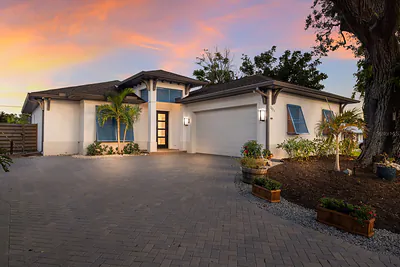 2823 MARSHALL DRIVE Sarasota FL