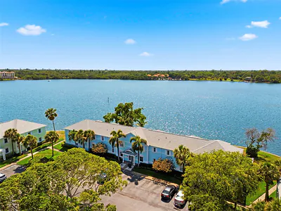 5107 SALMON DRIVE SE C #C St Petersburg FL