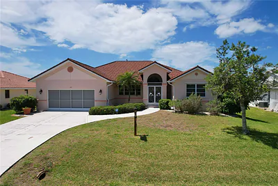 184 MARK TWAIN LANE Rotonda West FL