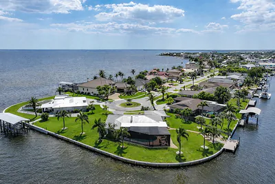 374 SEVERIN ROAD SE Port Charlotte FL
