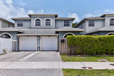 1135 NE 3rd Avenue, Fort Lauderdale, FL 33304 Fort Lauderdale FL