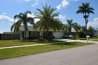1379 Pinetta Circle, Wellington, FL 33414 Wellington FL