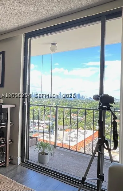 2625 Collins Ave 1508 #1508 Miami Beach FL