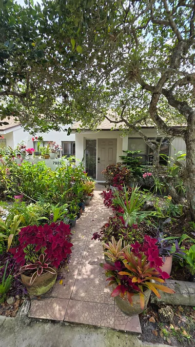 7922 NW 10th Street, Plantation, FL 33322 Plantation FL