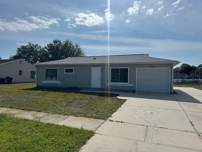 2422 ROXBURY CIRCLE North Port FL